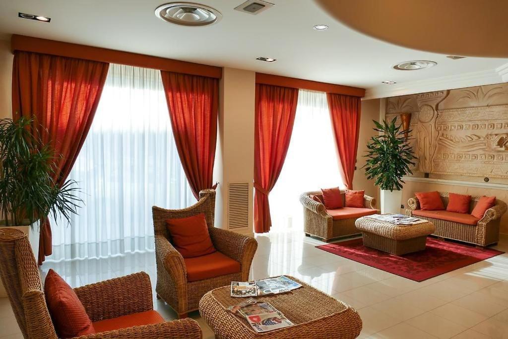 Stella Charming & Luxury Rooms 孔韦尔萨诺 外观 照片