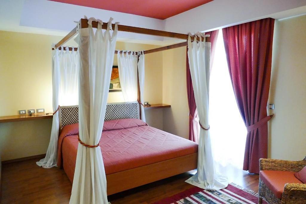 Stella Charming & Luxury Rooms 孔韦尔萨诺 外观 照片