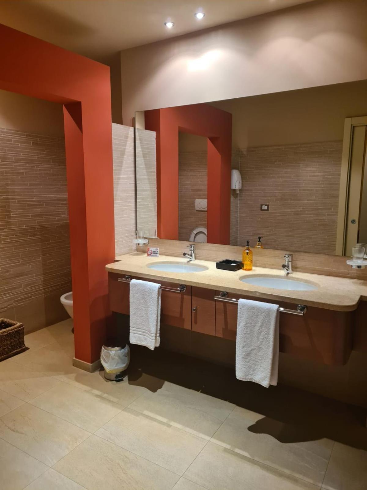 Stella Charming & Luxury Rooms 孔韦尔萨诺 外观 照片